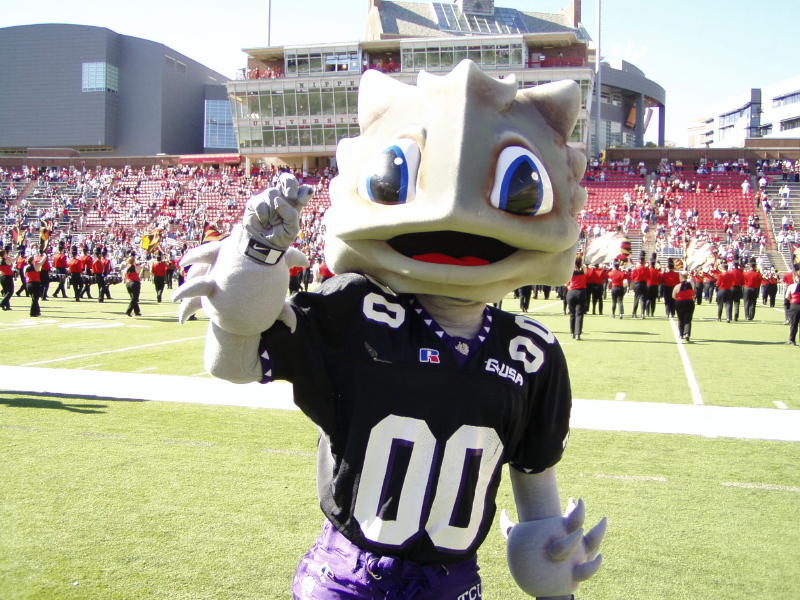 Mascot Monday: Super Frog | KC College Gameday